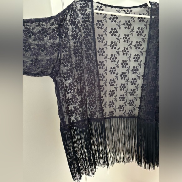 Navy blue lace cardigan with tassels - Picture 3 of 5